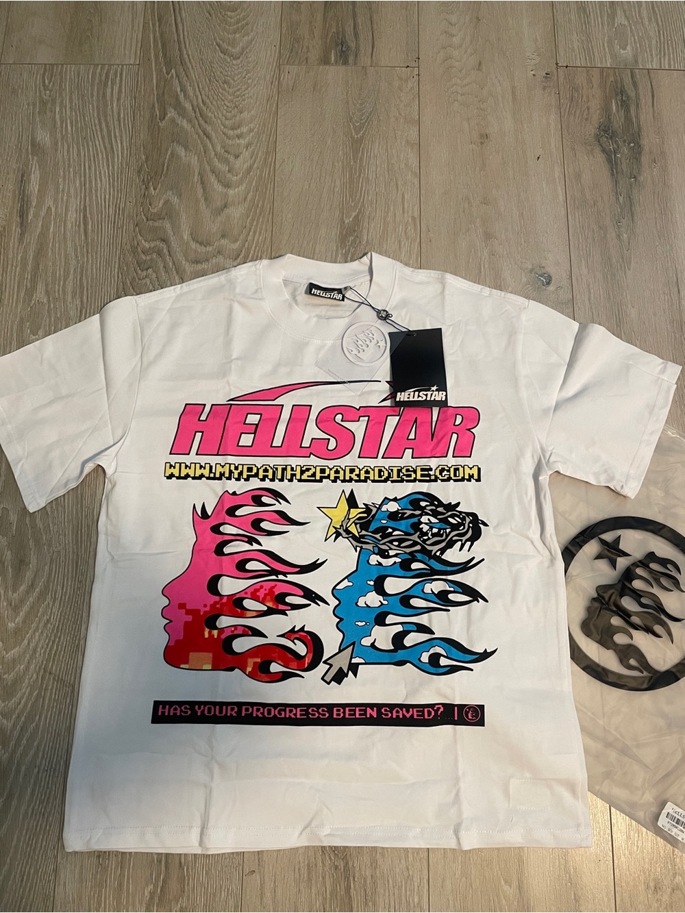 HeliStar Kids White Graphic Tee with Pink & Blue Flame Faces